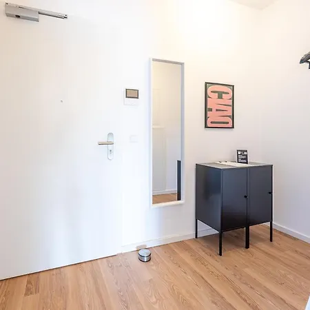 Tonirooms 3-zimmer Buntspecht