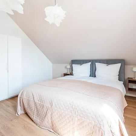 Tonirooms 3-zimmer Buntspecht Straubing